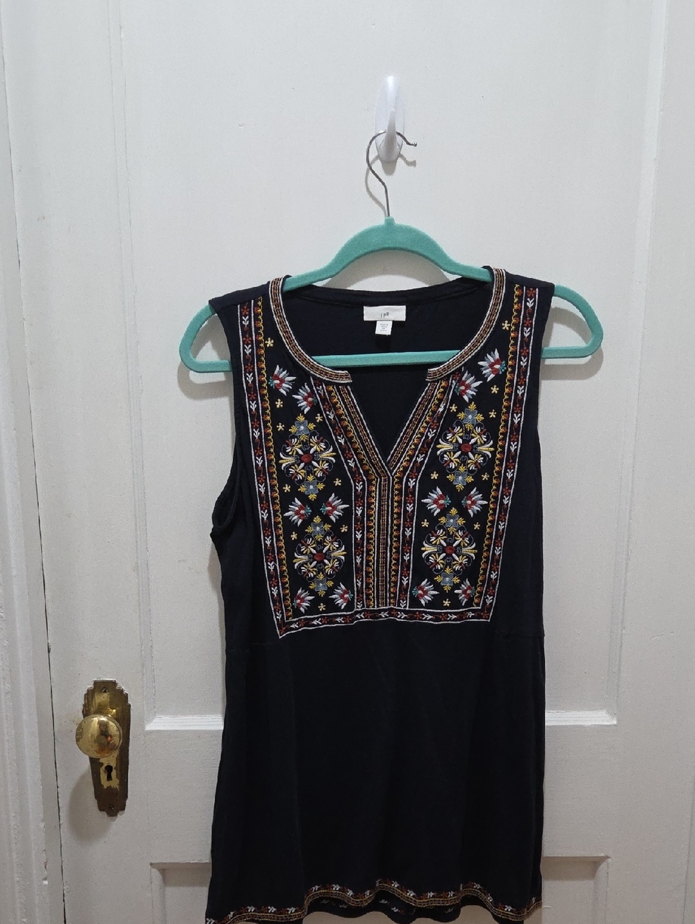 J. Jill Navy Sleeveless Tunic with Multicolor Embroidered Yoke